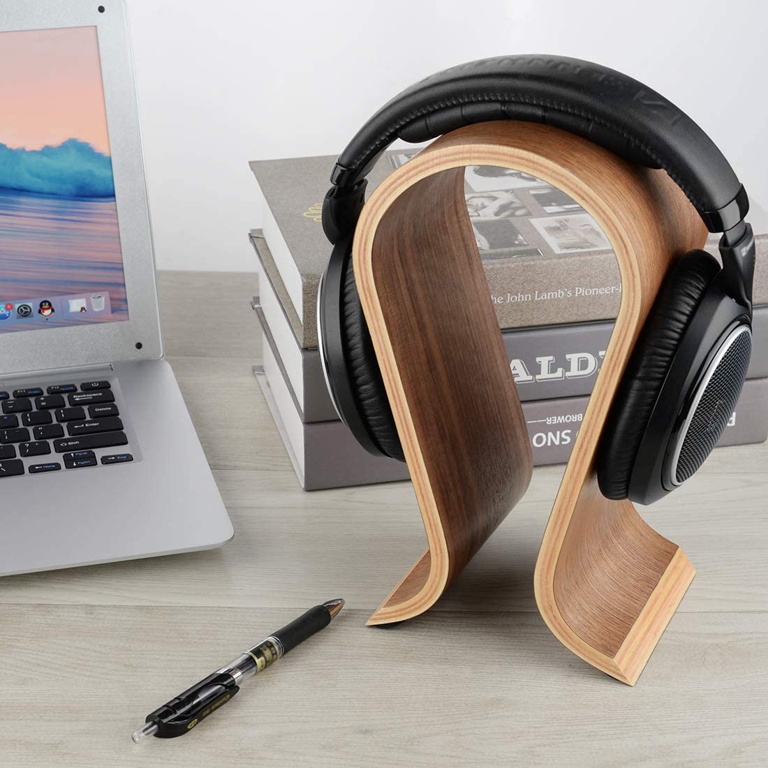 Wooden Omega Headphones Stand