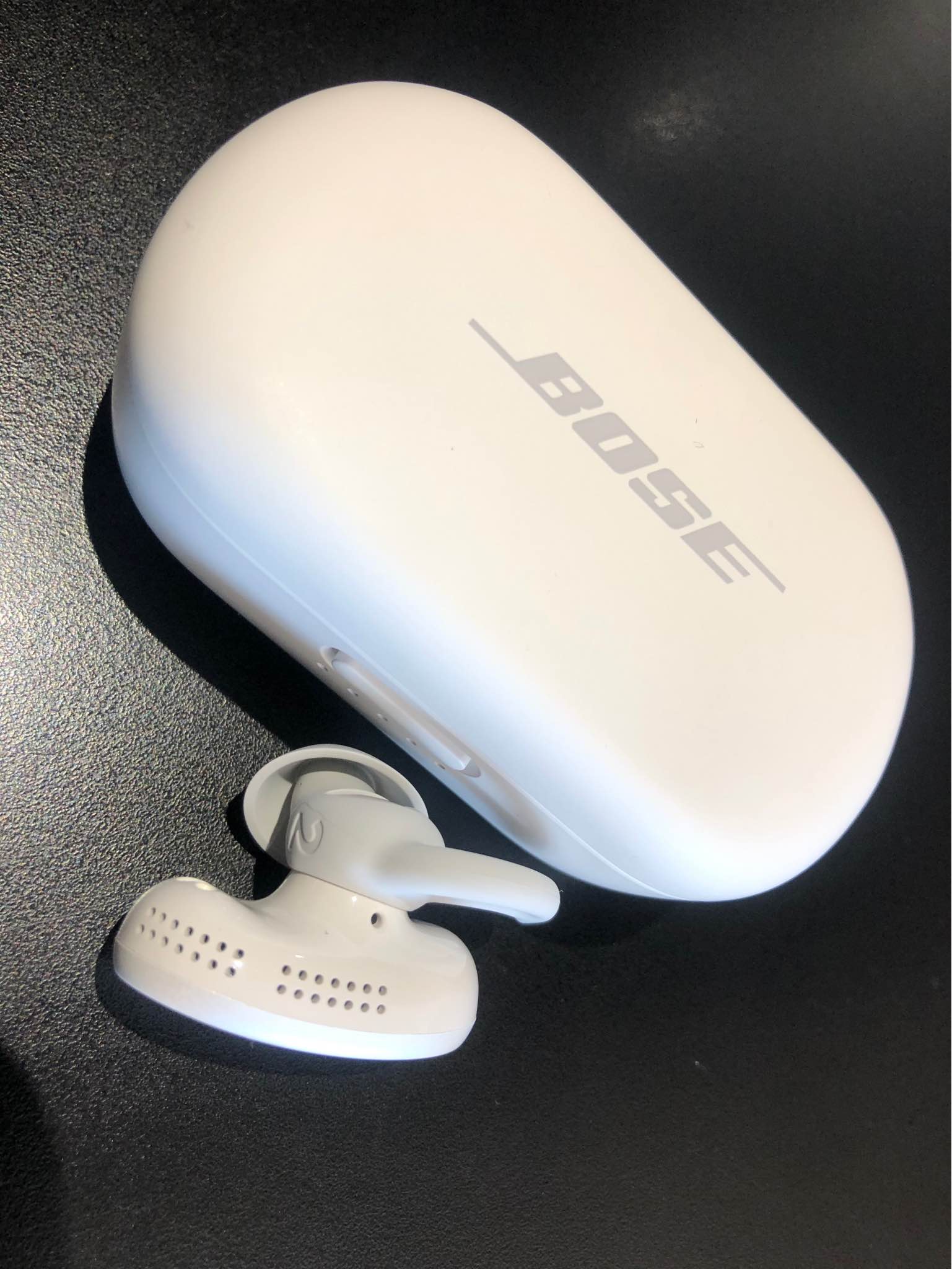 Bose QuietComfort Noise Cancelling Earbuds Box